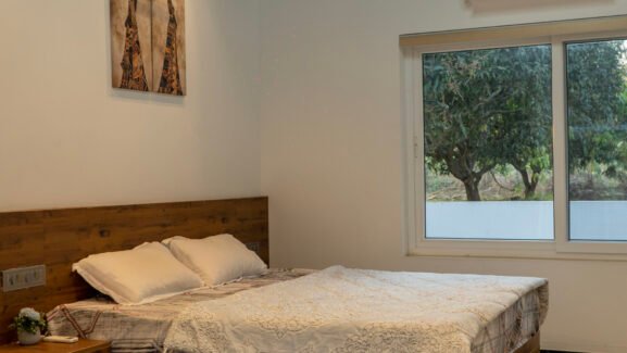 stay-miraya-prateek-farm-resort